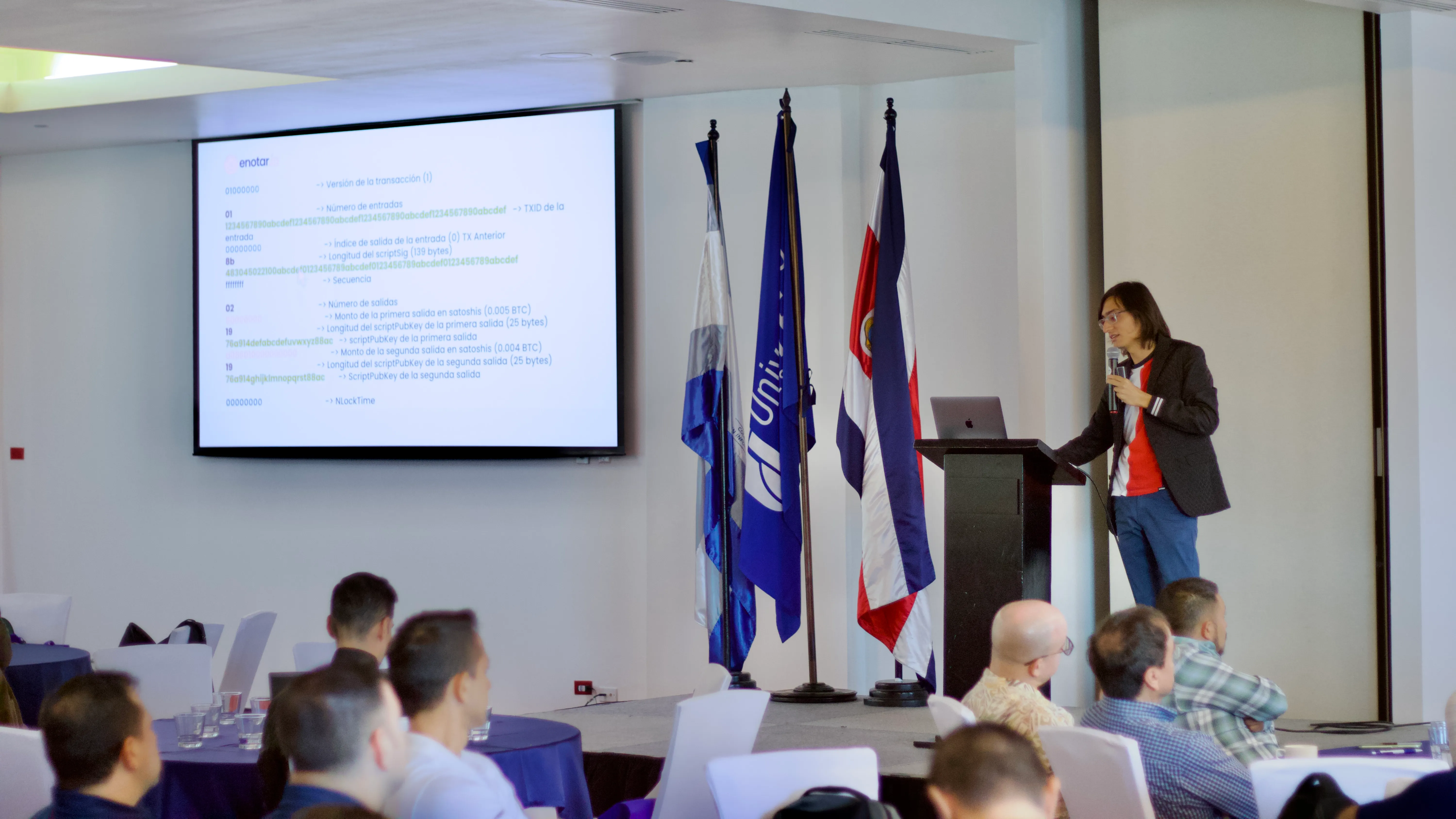 Fabricio Espinoza - enotar.io CEO - CENFOTEC IA and Blockchain seminar at Hotel Park Inn San José